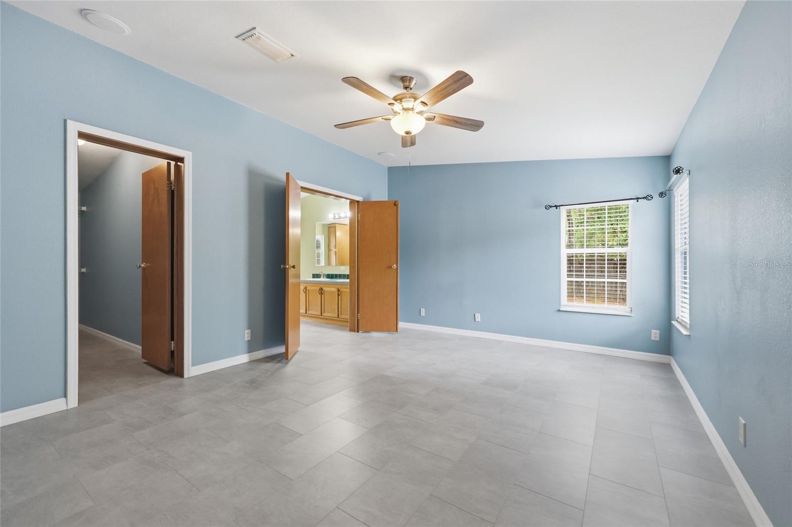 Image 12 of 31 For 9528 235th Terrace