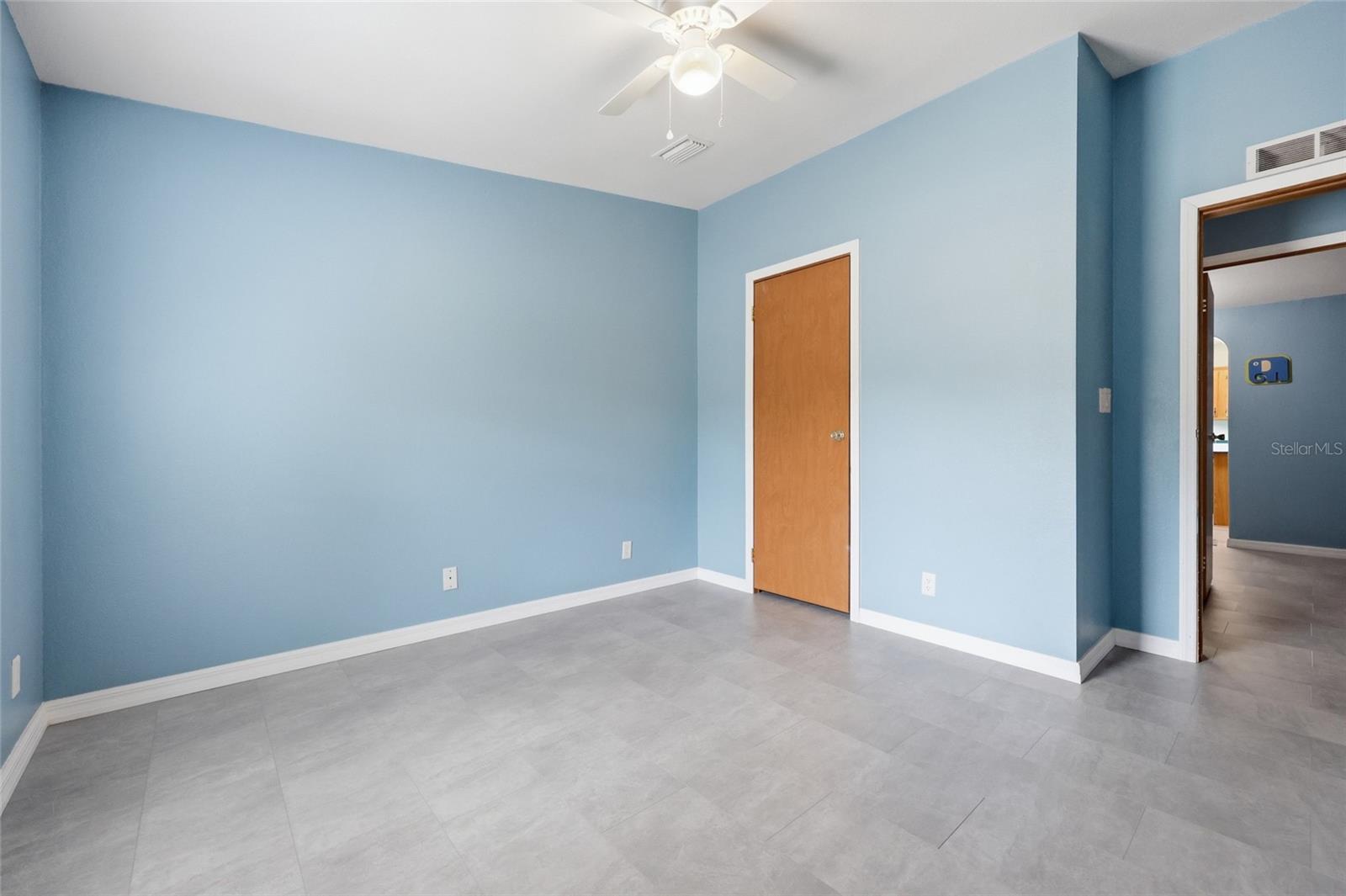 Image 16 of 31 For 9528 235th Terrace