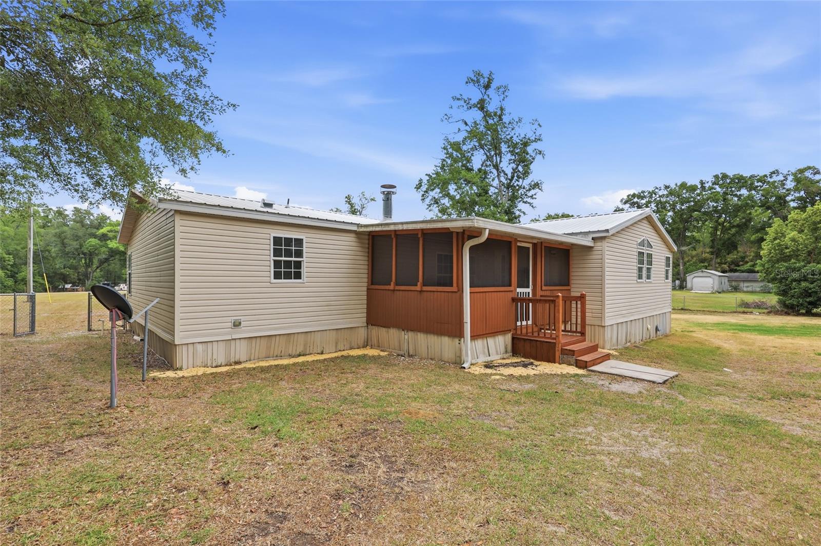 Image 23 of 31 For 9528 235th Terrace