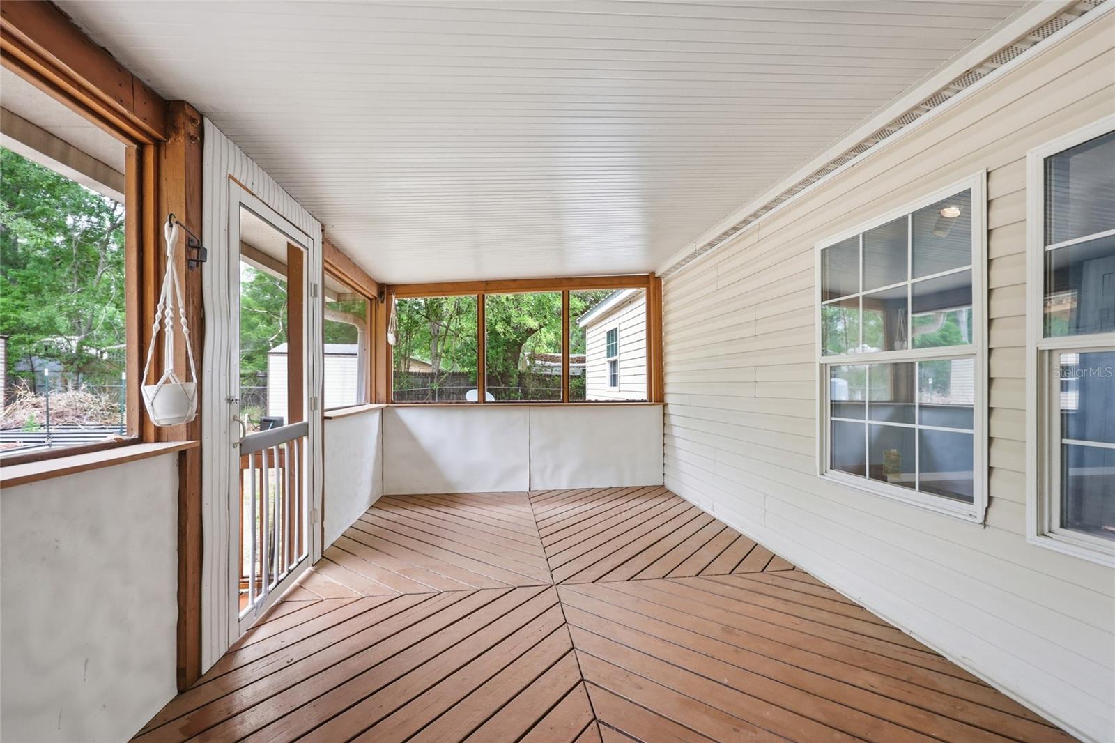 Image 25 of 31 For 9528 235th Terrace