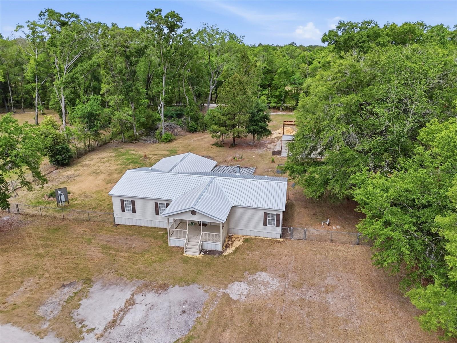 Image 3 of 31 For 9528 235th Terrace