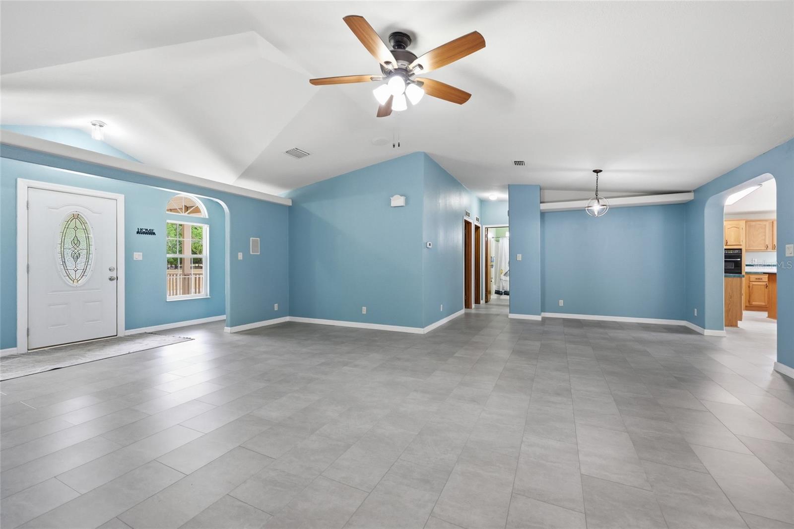 Image 5 of 31 For 9528 235th Terrace