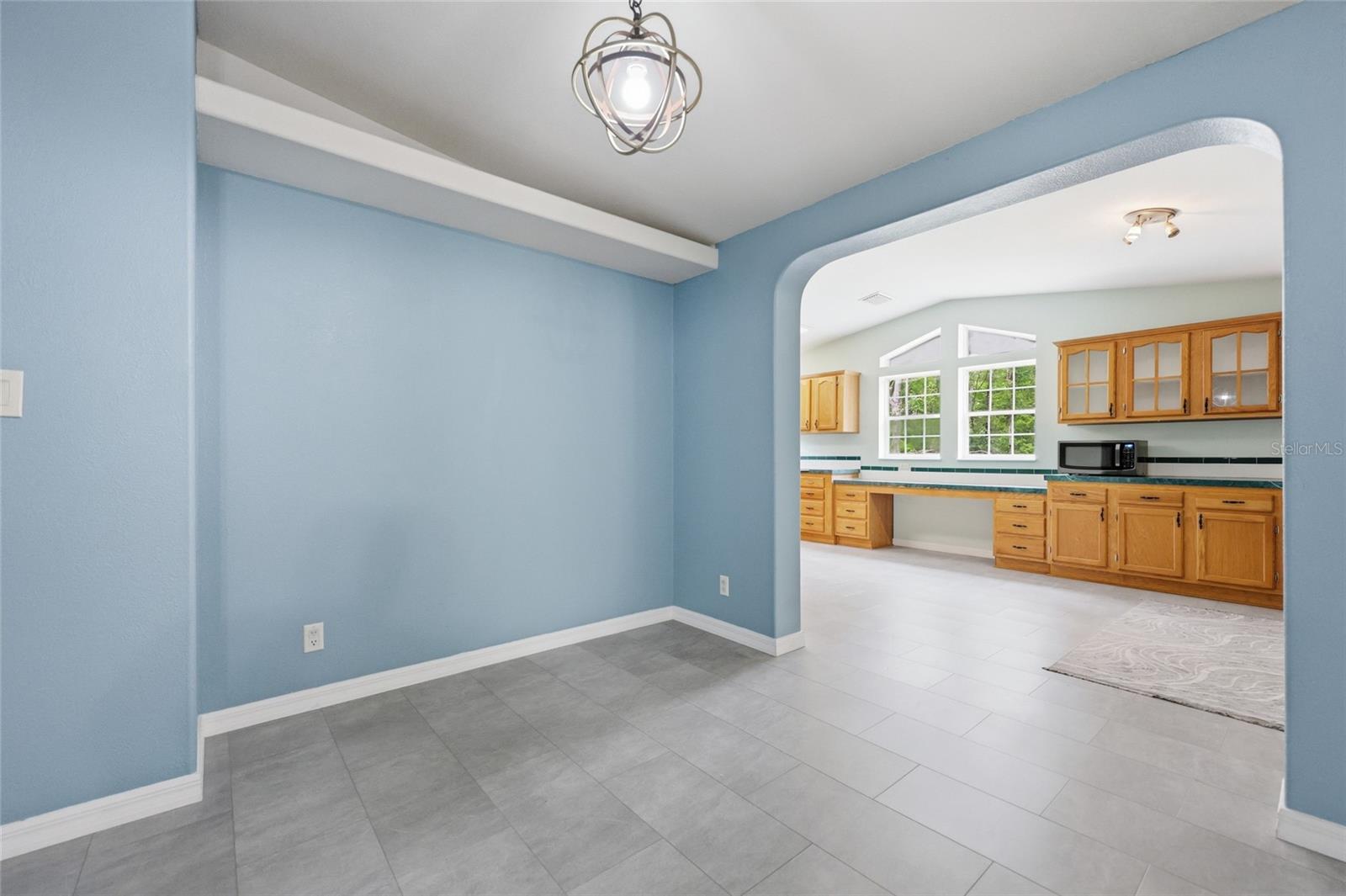 Image 8 of 31 For 9528 235th Terrace