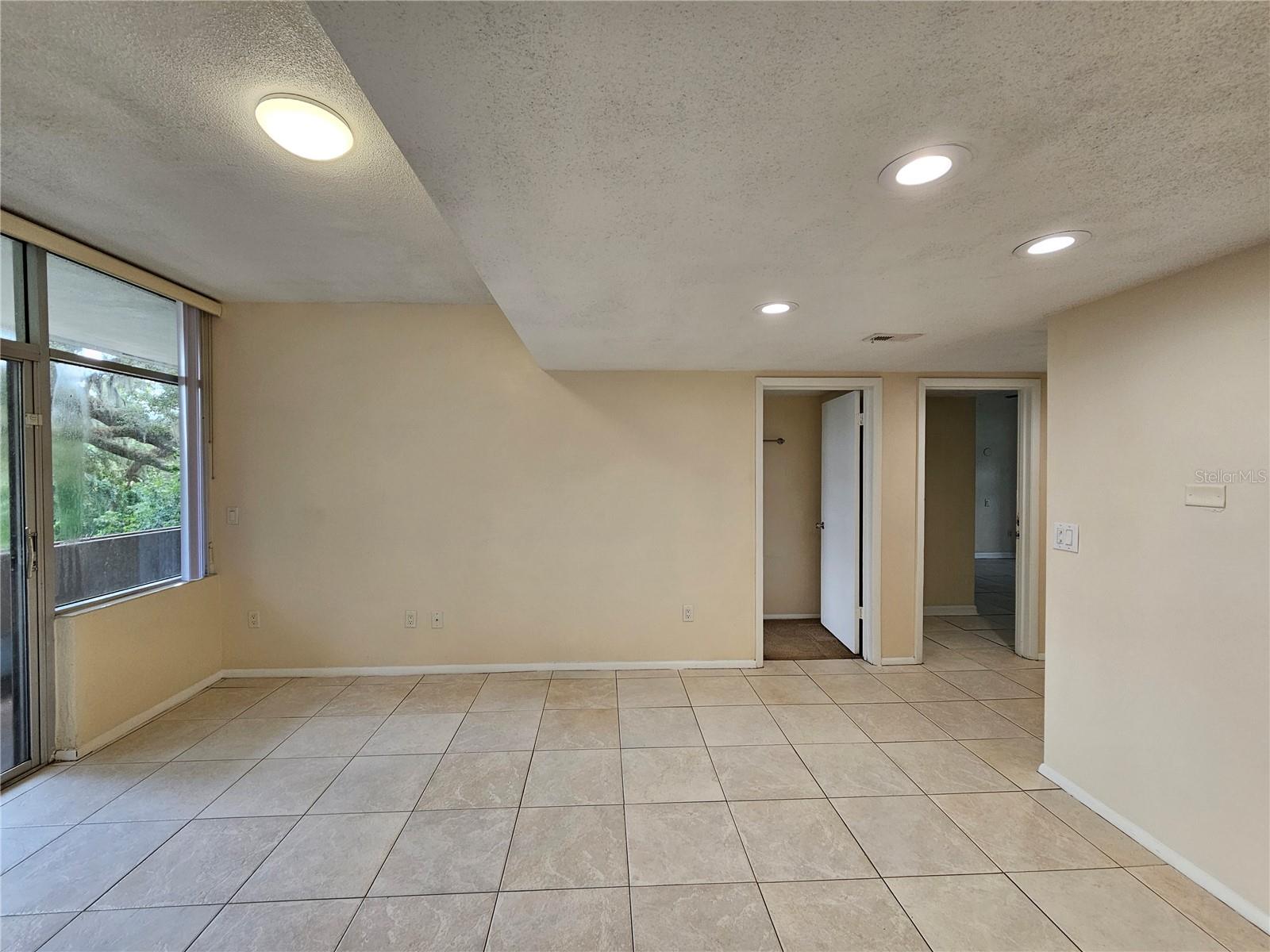 Image 36 of 80 For 2818 2nd Avenue