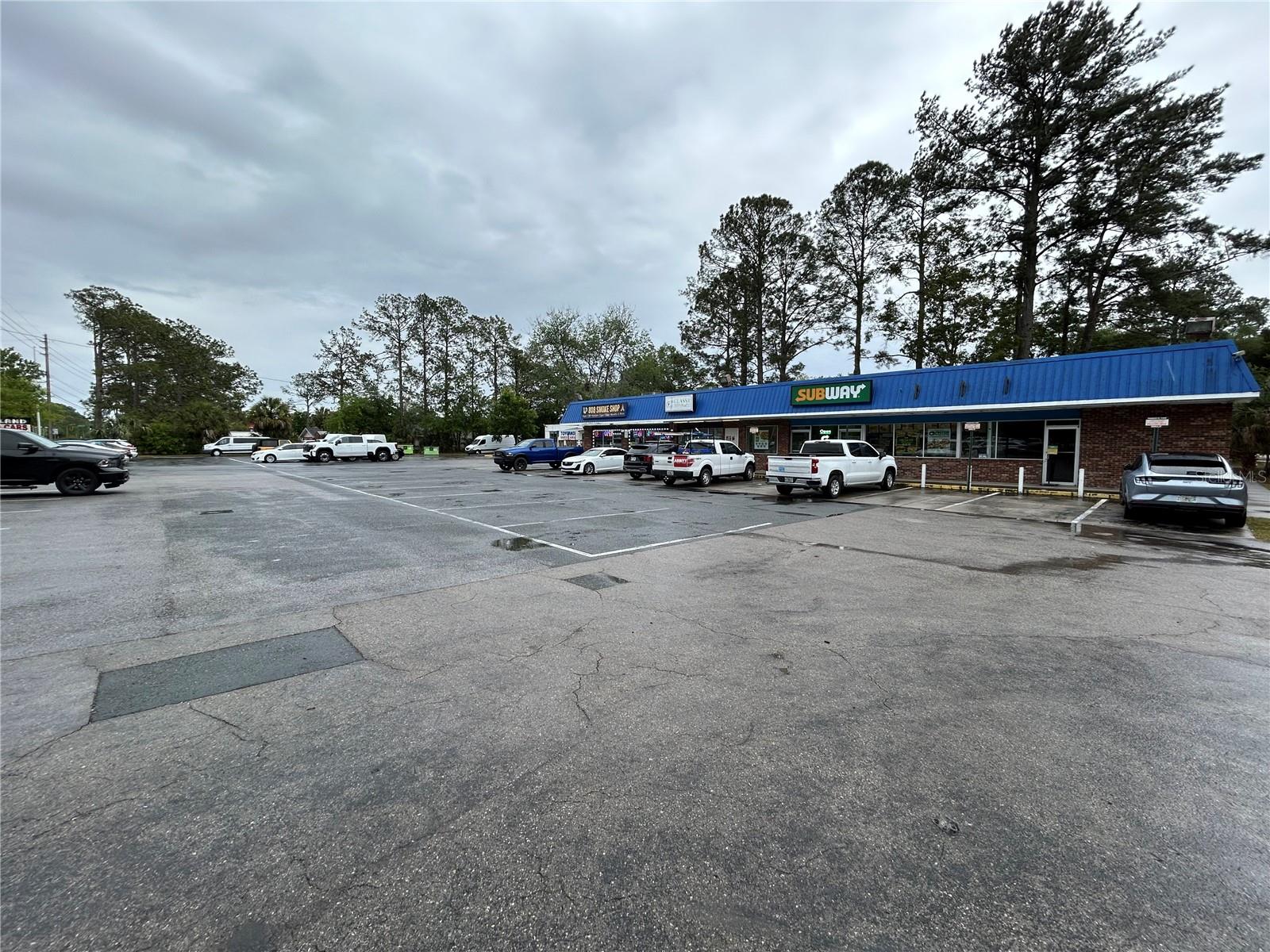 Image 3 of 8 For 203-221 39th Avenue