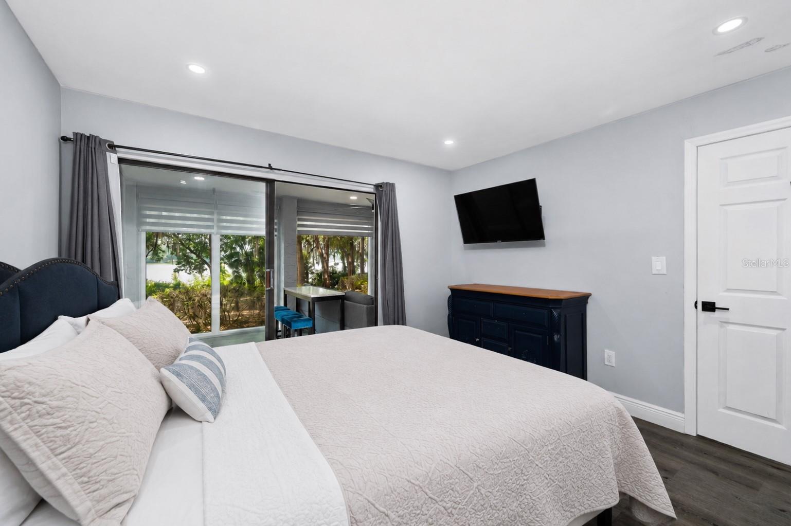 Image 22 of 29 For 2818 14th Drive 107