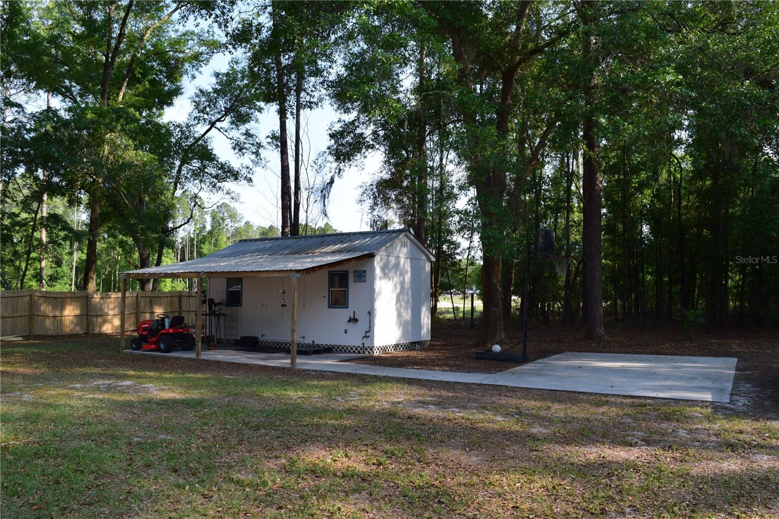 Image 10 of 36 For 20004 258th Drive