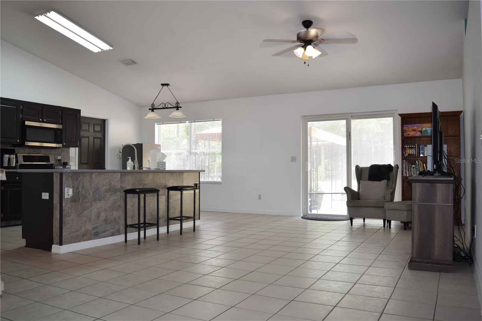 Image 13 of 36 For 20004 258th Drive