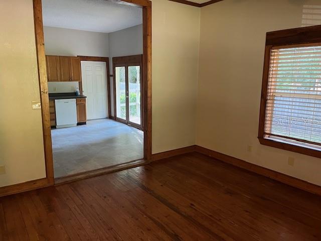 Image 9 of 9 For 350 249th Street