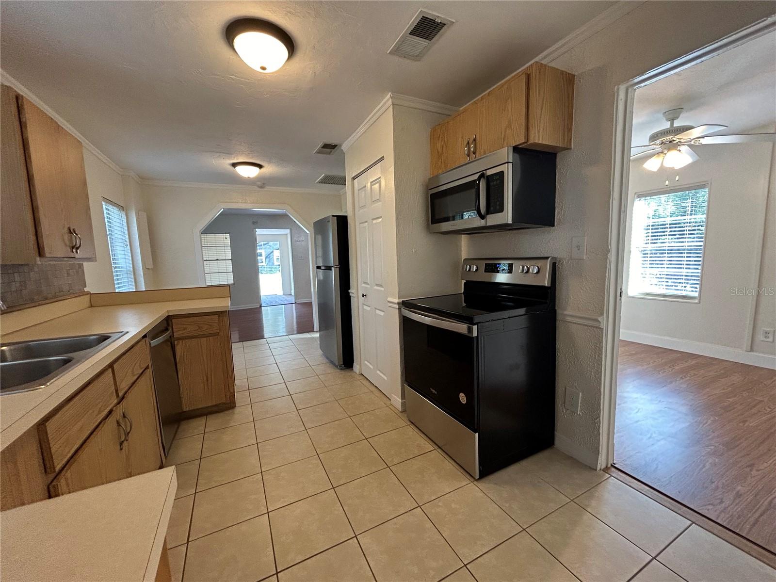 Image 15 of 30 For 3304 20th Street