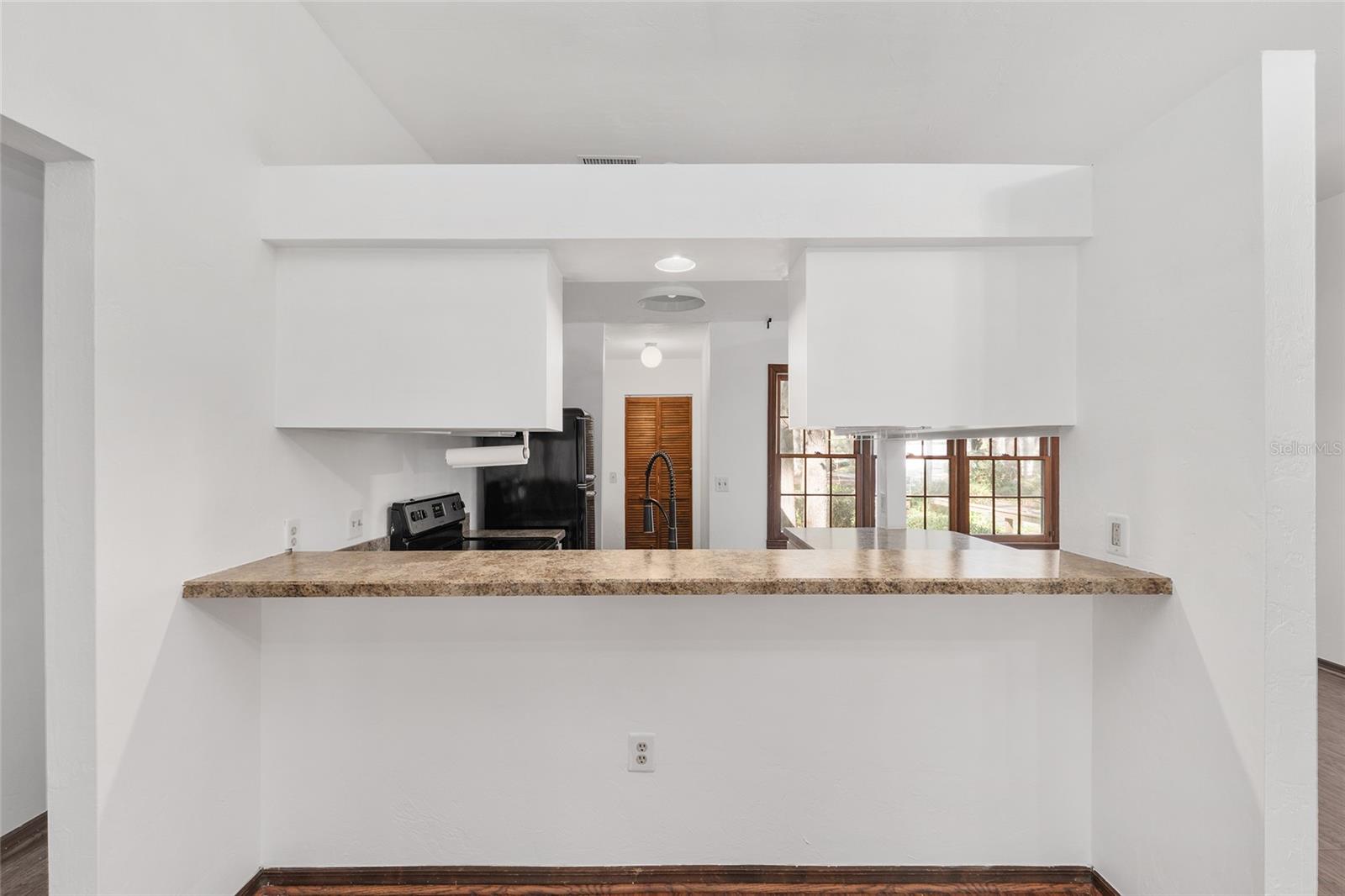 Image 10 of 30 For 8305 46th Lane