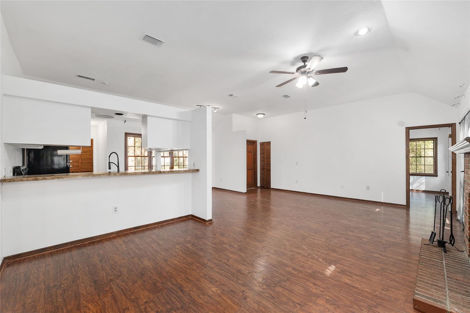 Image 8 of 30 For 8305 46th Lane