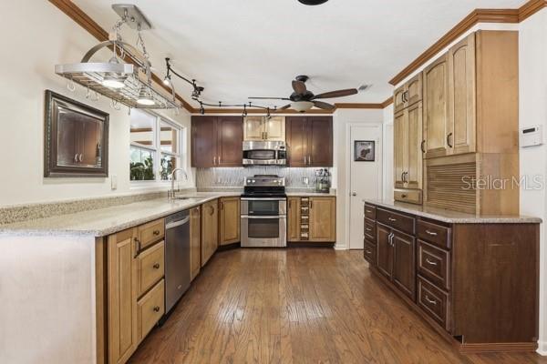 Image 11 of 84 For 3630 136th Street