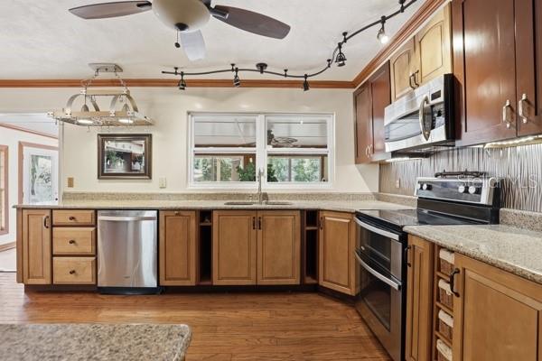Image 12 of 84 For 3630 136th Street