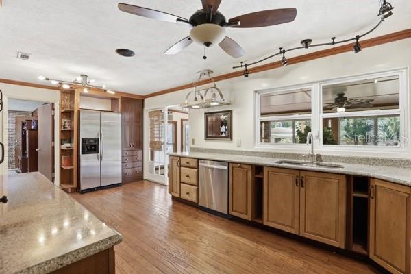 Image 13 of 84 For 3630 136th Street