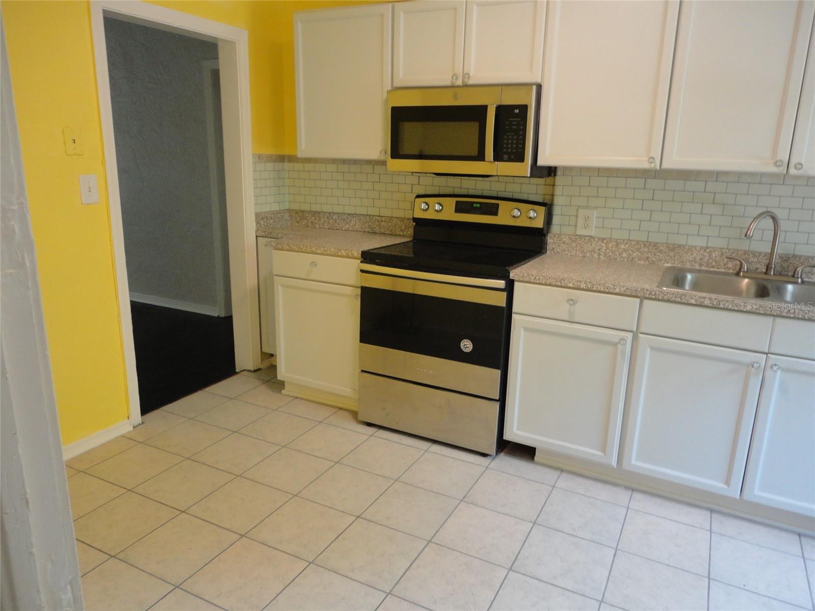 Image 7 of 13 For 1334 1st Avenue