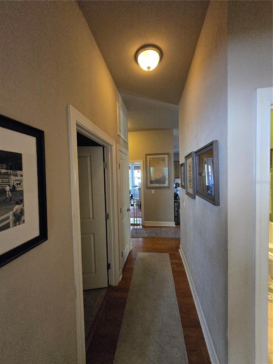 Image 39 of 60 For 4011 21st Terrace