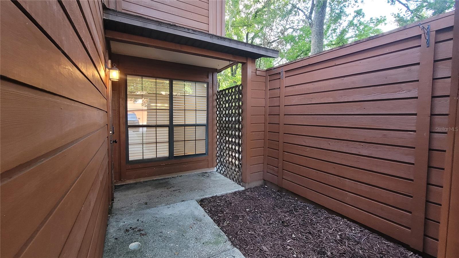Image 2 of 13 For 819 Sw 57th Terrace