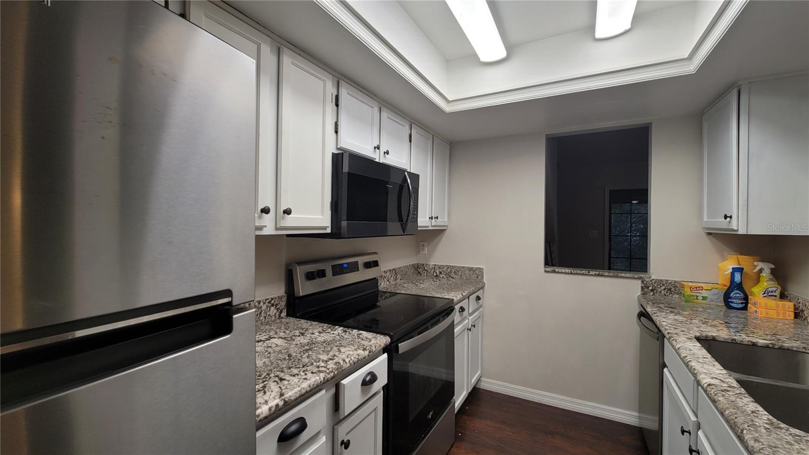 Image 7 of 13 For 819 Sw 57th Terrace