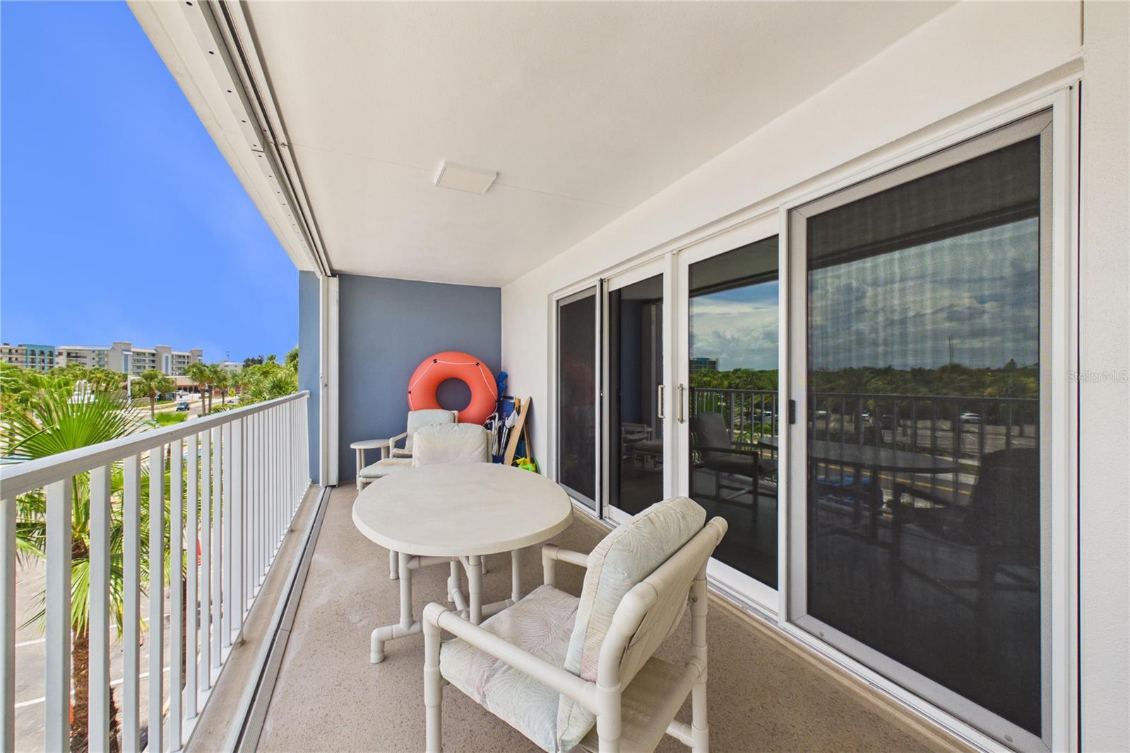 Image 10 of 50 For 19610 Gulf Boulevard 206