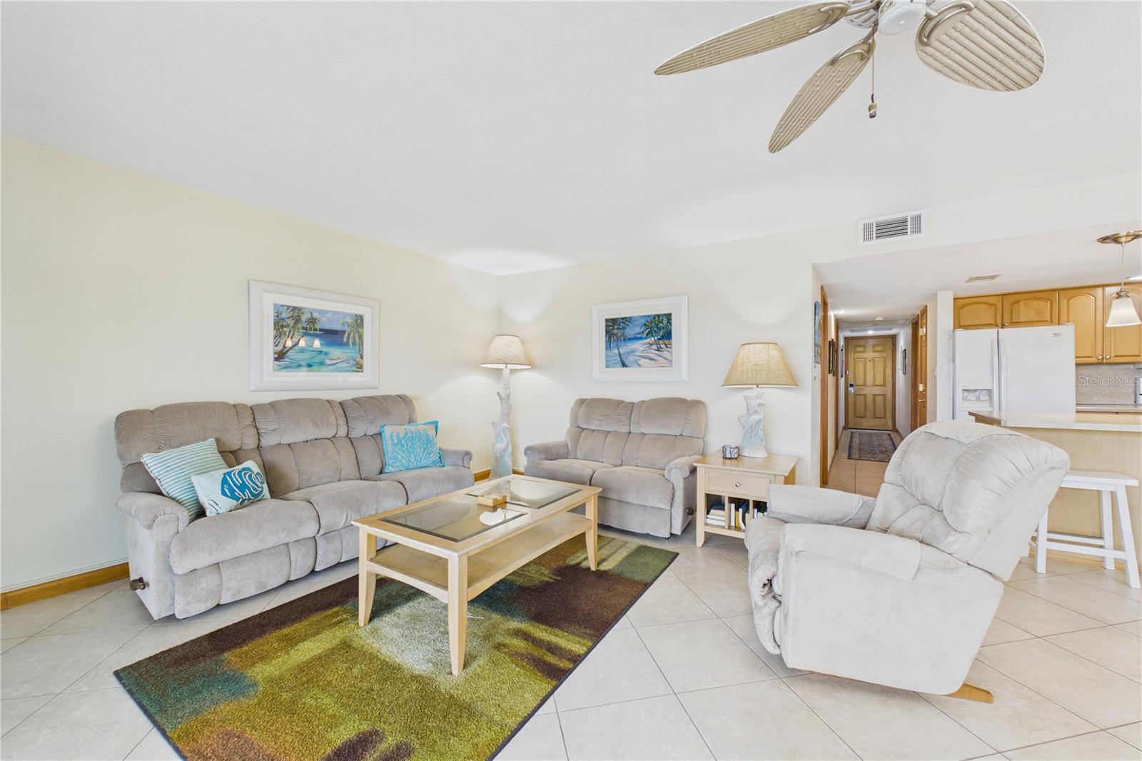 Image 13 of 50 For 19610 Gulf Boulevard 206