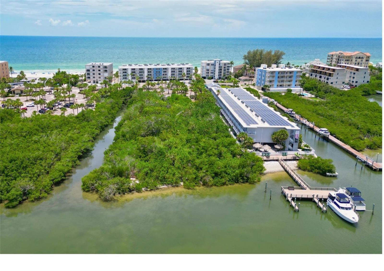 Image 2 of 50 For 19610 Gulf Boulevard 206