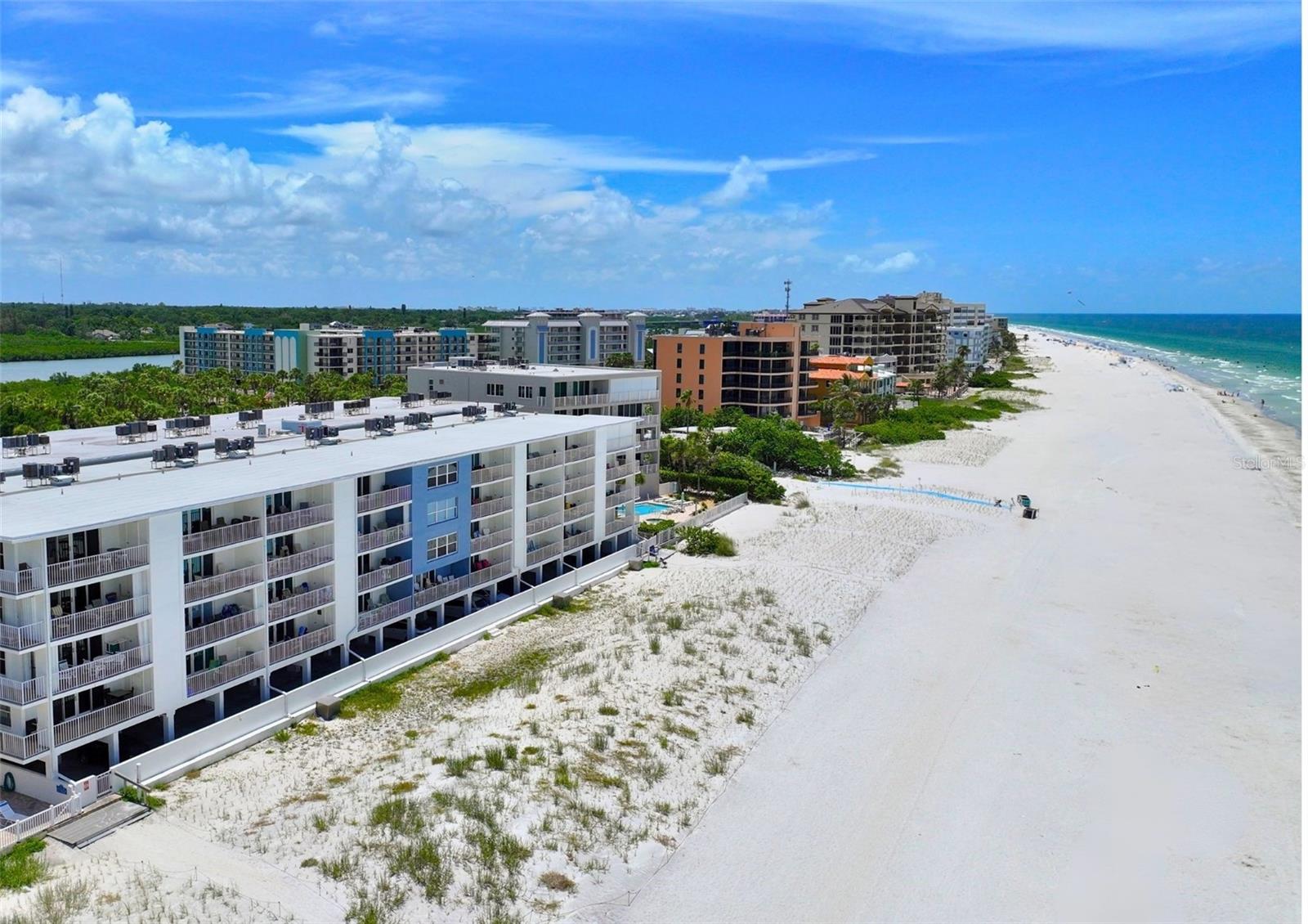 Image 45 of 50 For 19610 Gulf Boulevard 206