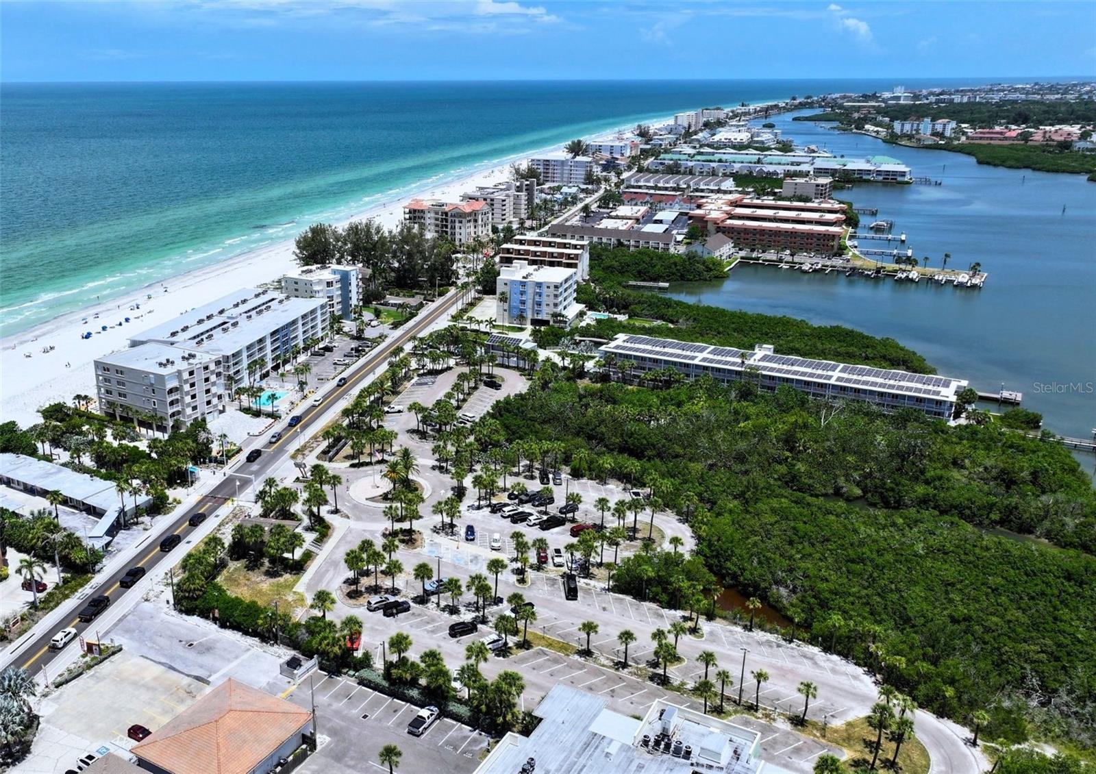 Image 49 of 50 For 19610 Gulf Boulevard 206