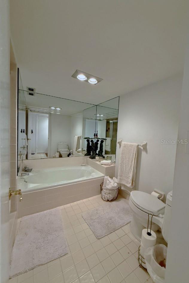 Image 17 of 21 For 1621 Gulf Boulevard 201