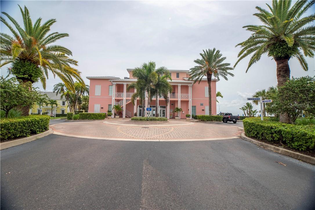 Image 58 of 62 For 201 Pompano Drive Se C Furnishe