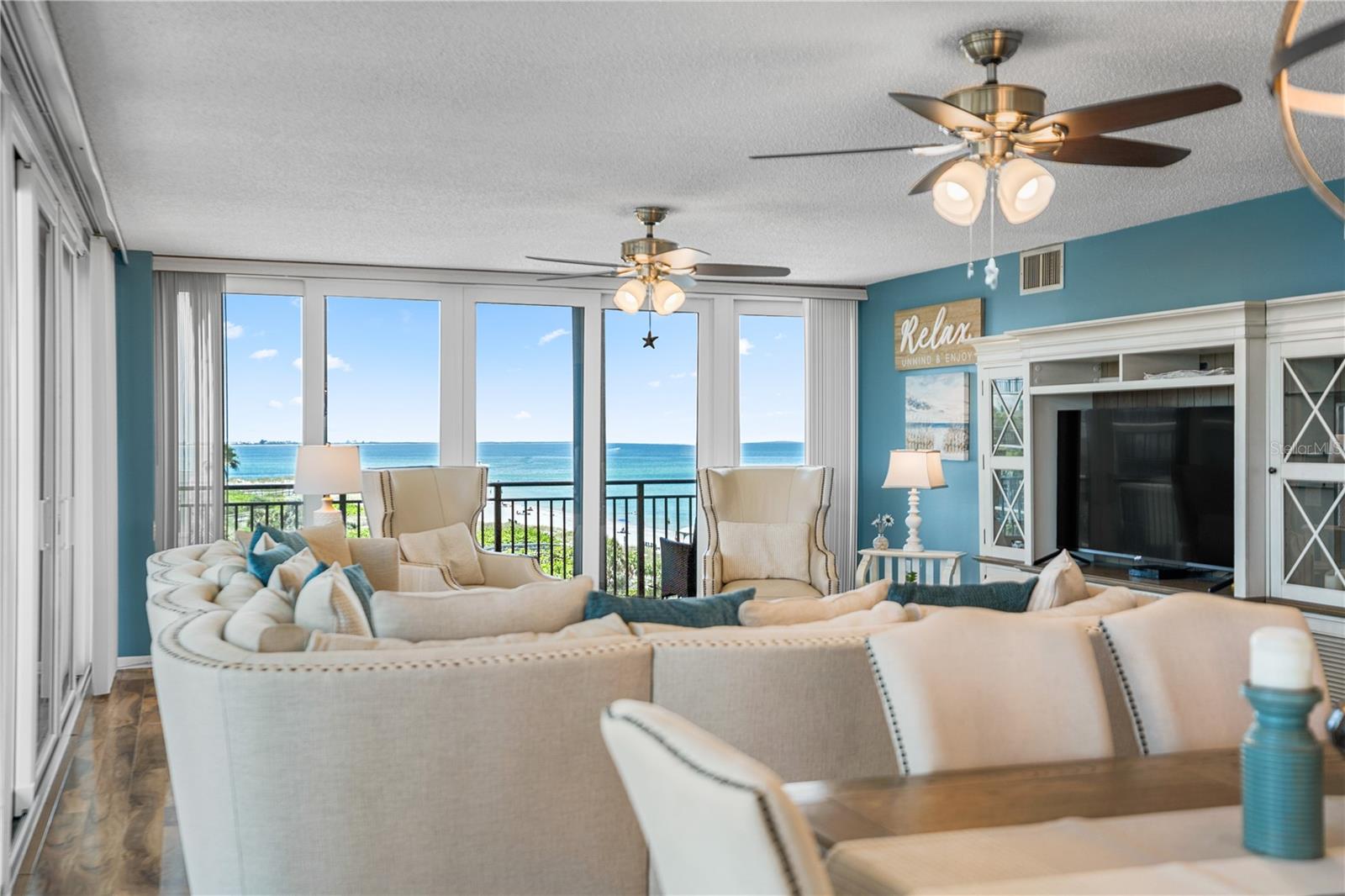 Image 11 of 54 For 7650 Bayshore Drive 401