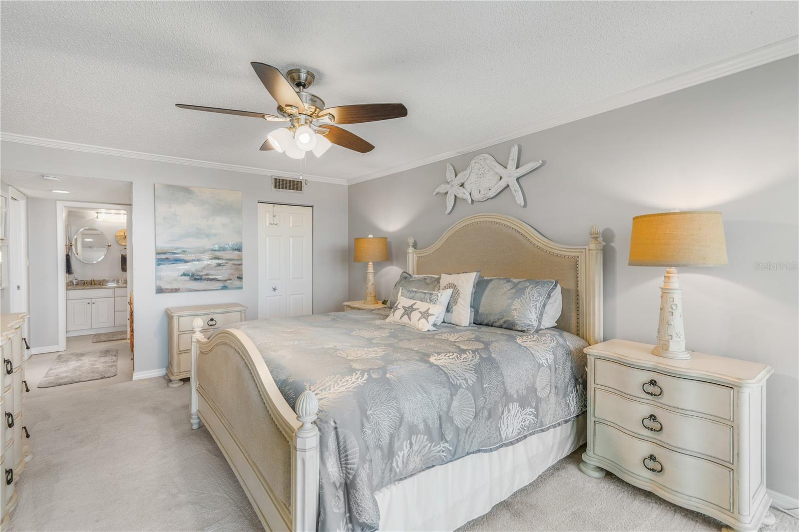 Image 30 of 54 For 7650 Bayshore Drive 401