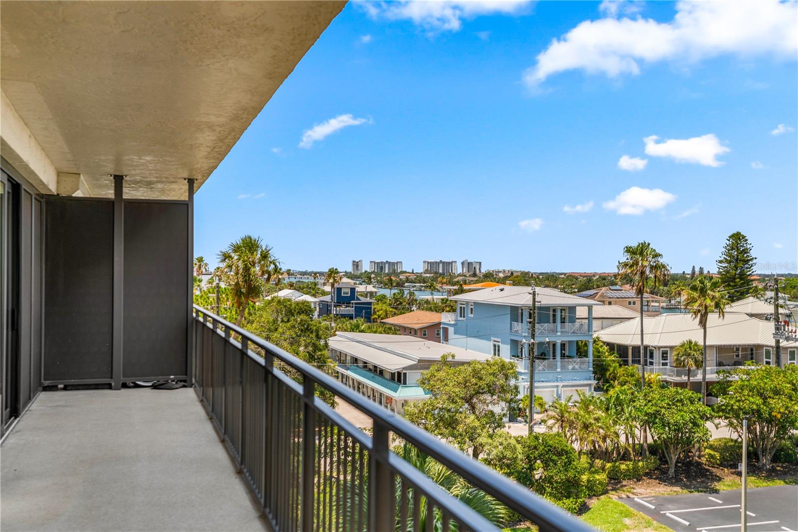 Image 43 of 54 For 7650 Bayshore Drive 401