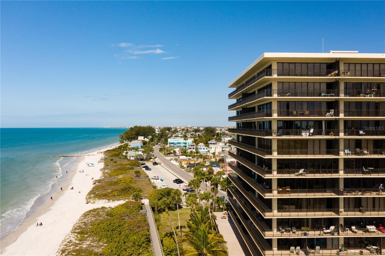 Image 49 of 54 For 7650 Bayshore Drive 401