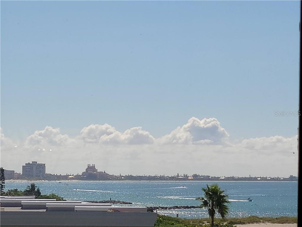Image 51 of 54 For 7650 Bayshore Drive 401