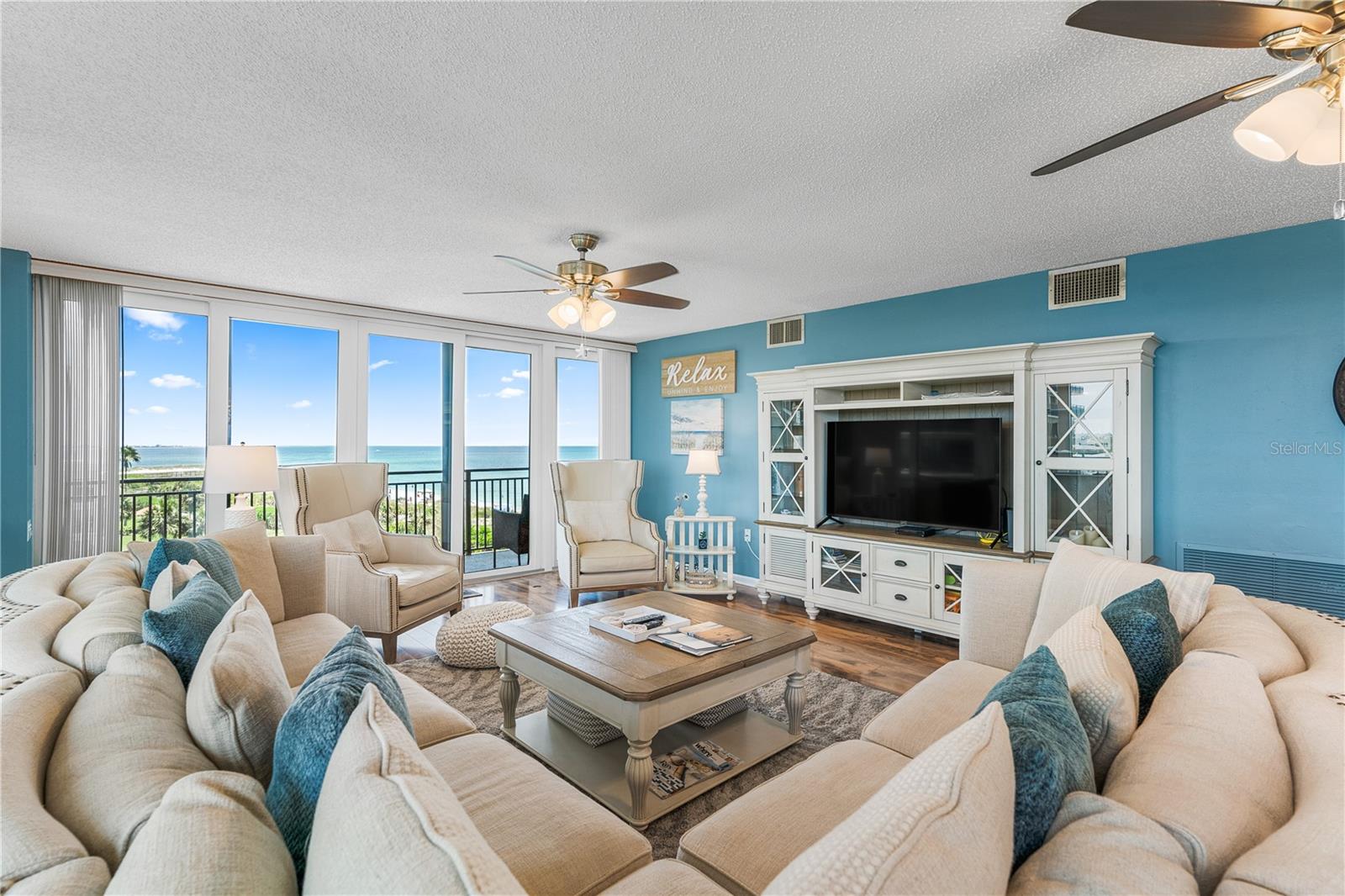 Image 9 of 54 For 7650 Bayshore Drive 401