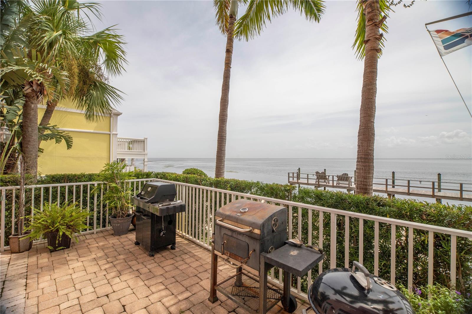 Image 41 of 90 For 5110 Coquina Key Drive Se C Furnishe