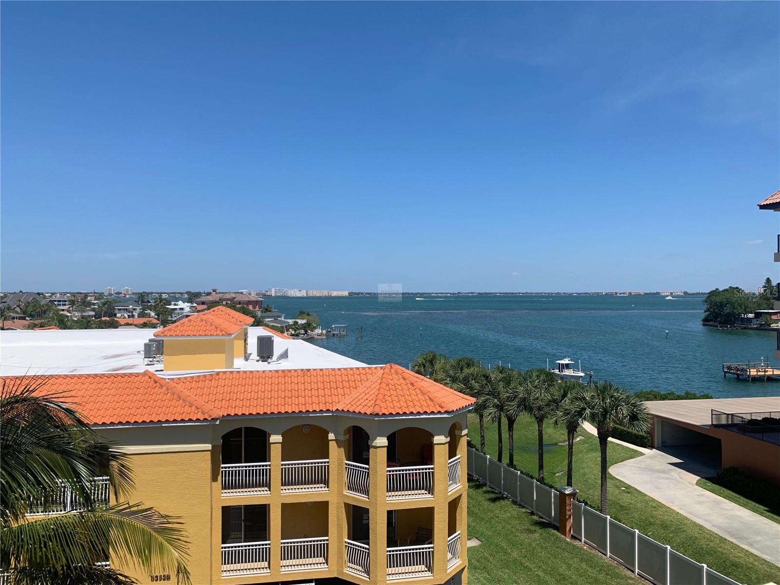 Image 35 of 38 For 5353 Gulf Boulevard A401