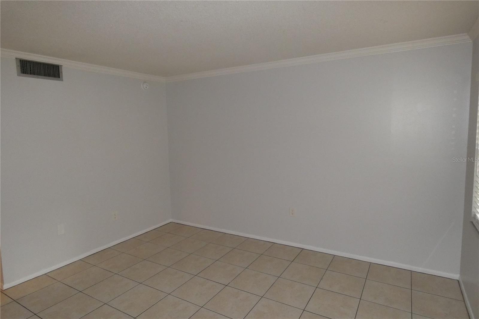 Image 4 of 14 For 121 3rd Avenue N 108