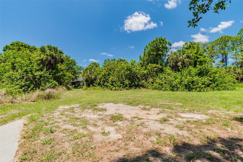 Image 33 of 37 For Lot 32 Parkmount Road