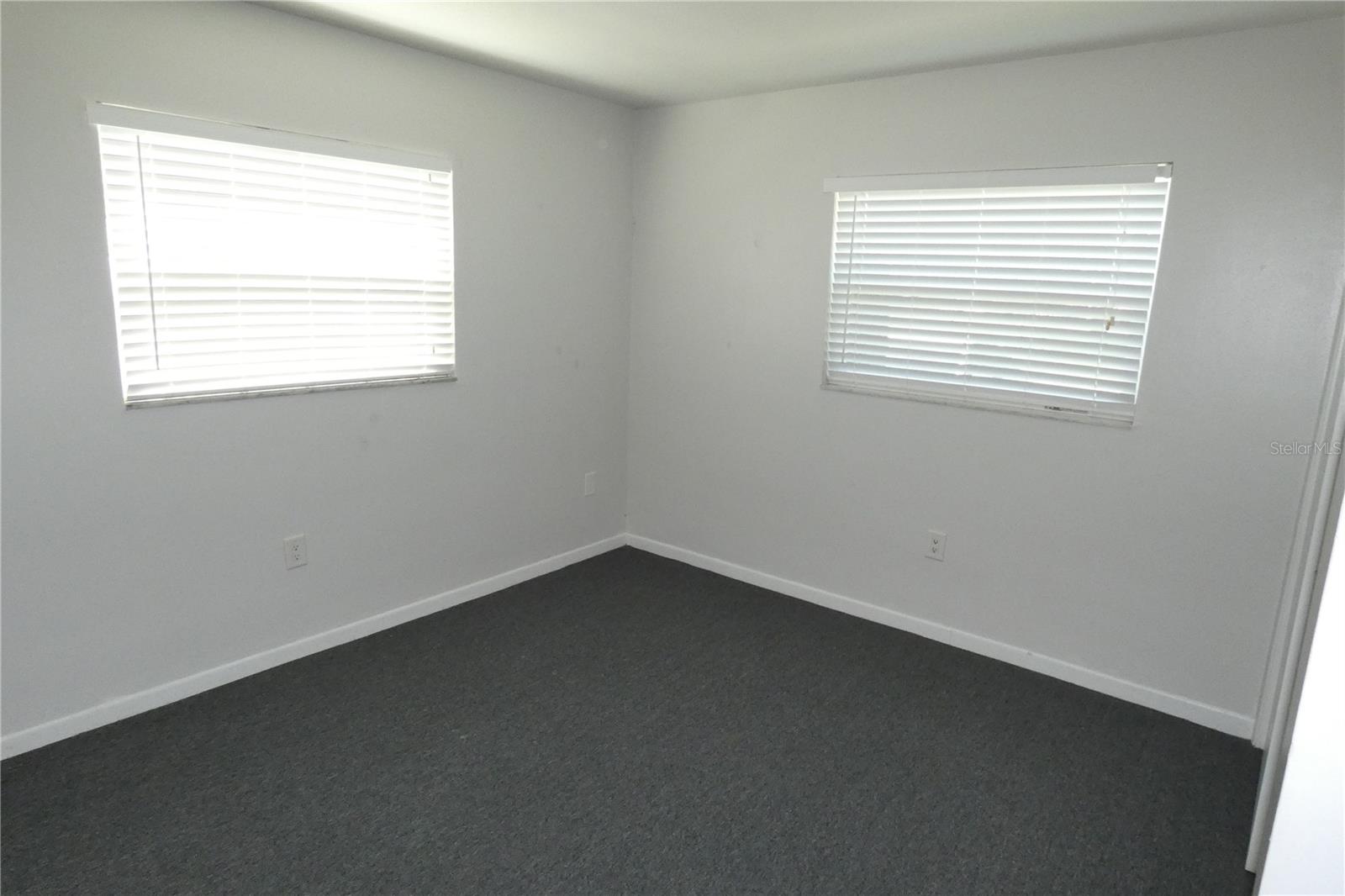 Image 7 of 10 For 5821 8th Avenue N 101