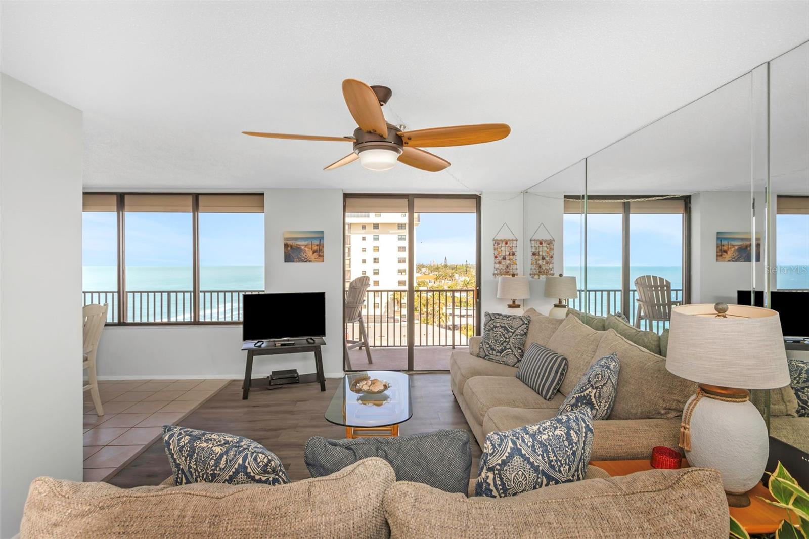 Image 18 of 82 For 15316 Gulf Boulevard 604