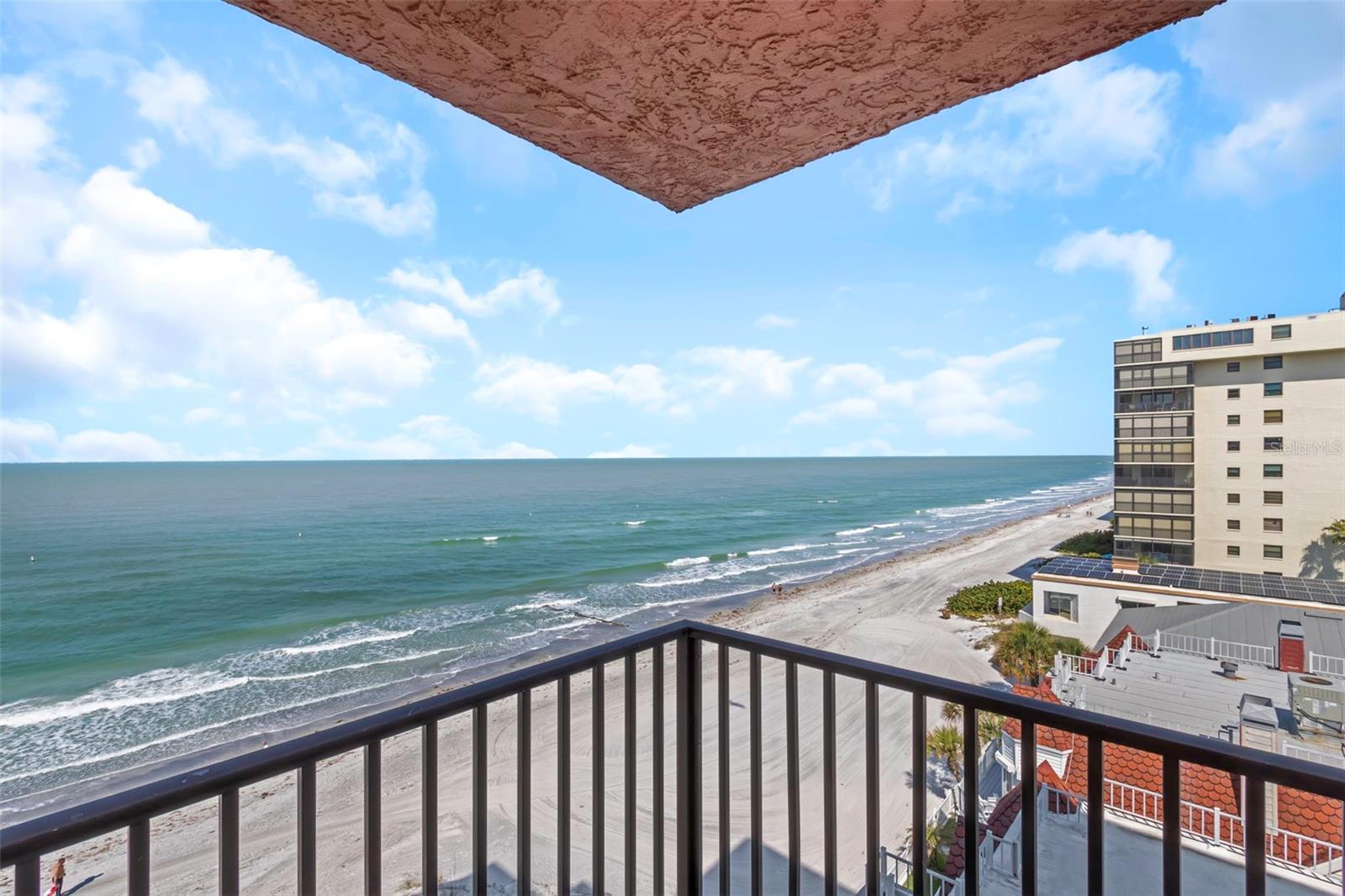 Image 46 of 82 For 15316 Gulf Boulevard 604