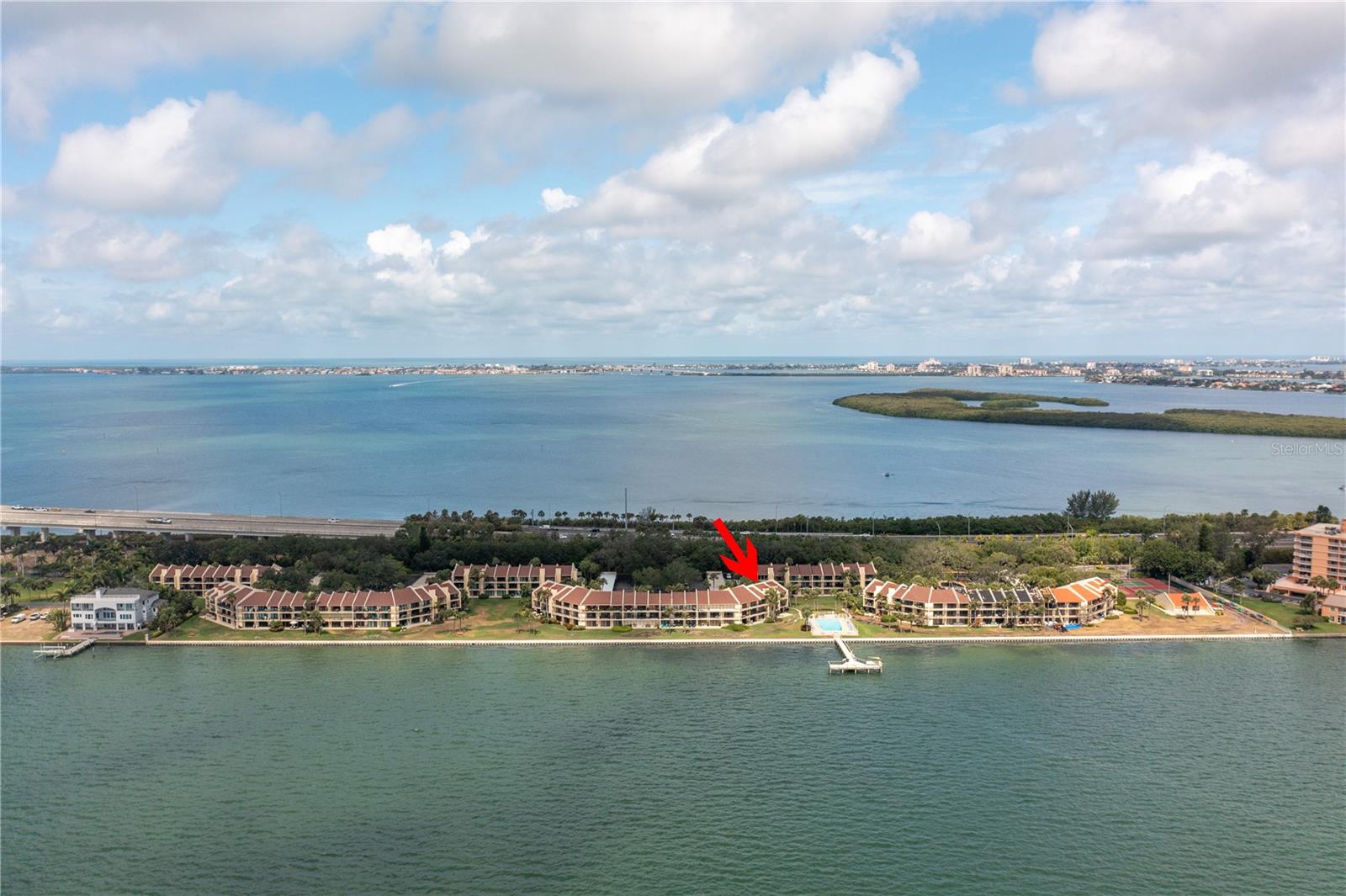 Listing photo id 46 for 7520 Sunshine Skyway Lane S T18 Furnis