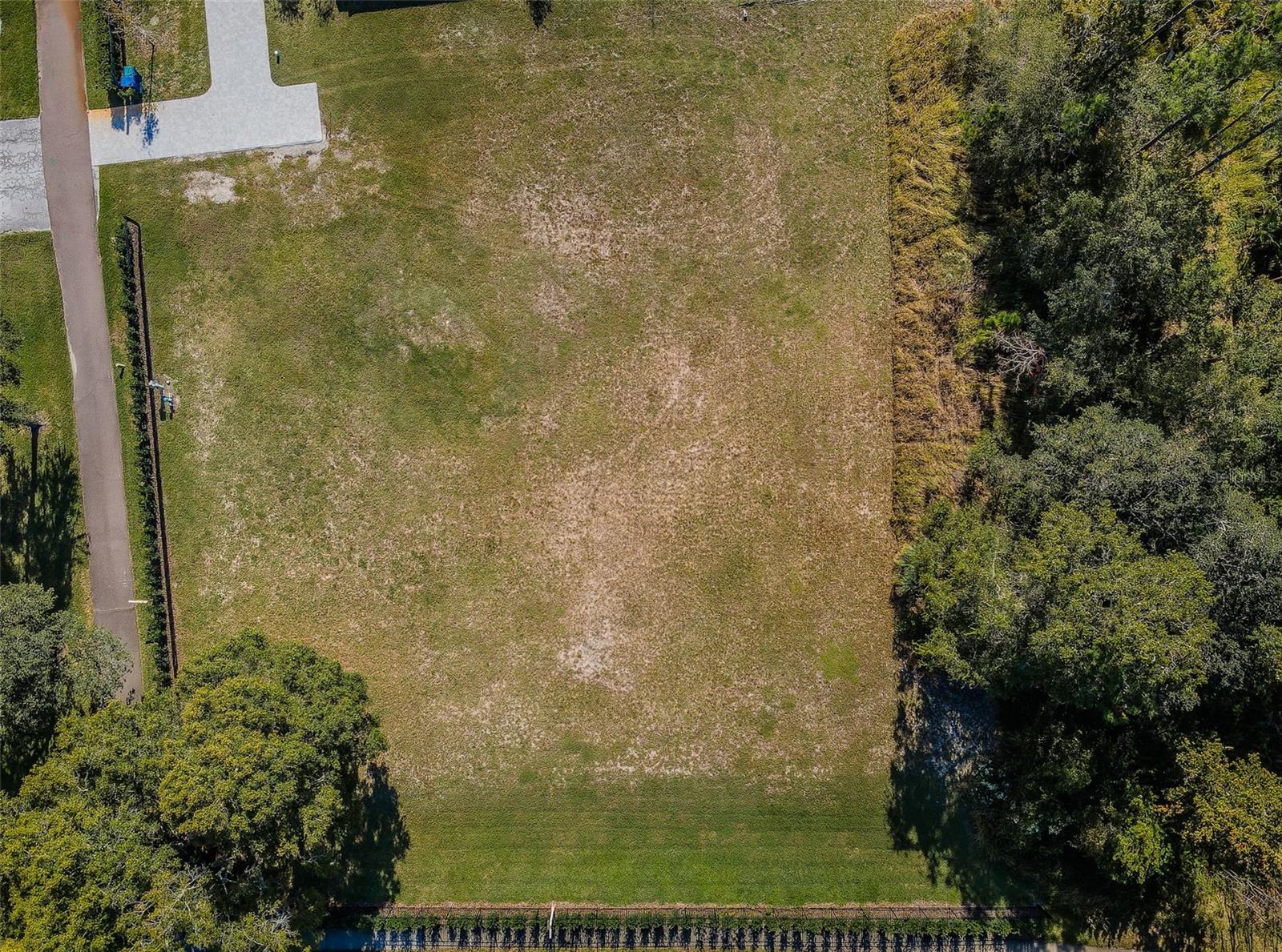 Listing photo id 14 for 4390 Tarpon Lake Boulevard