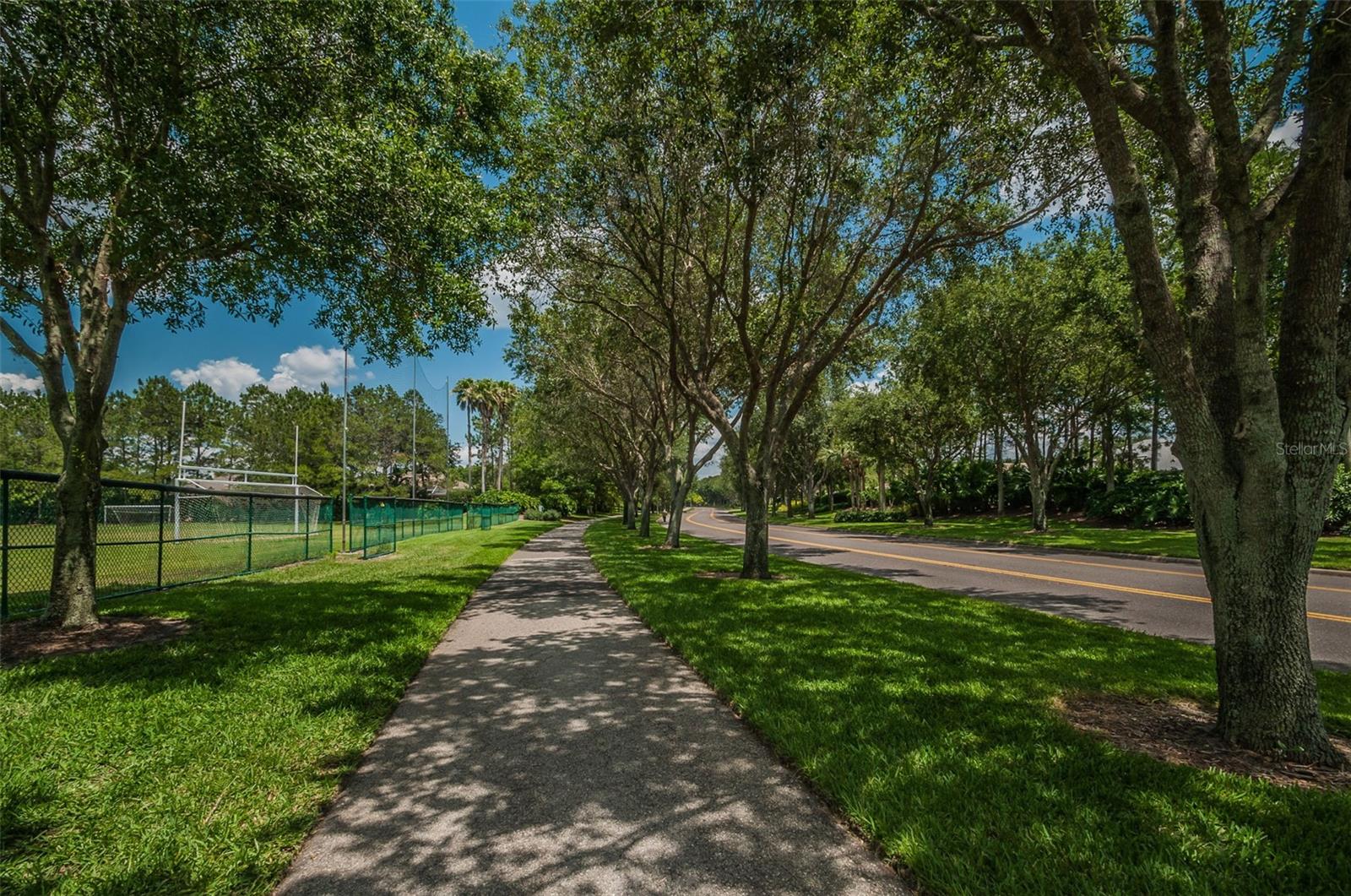 Listing photo id 21 for 4390 Tarpon Lake Boulevard