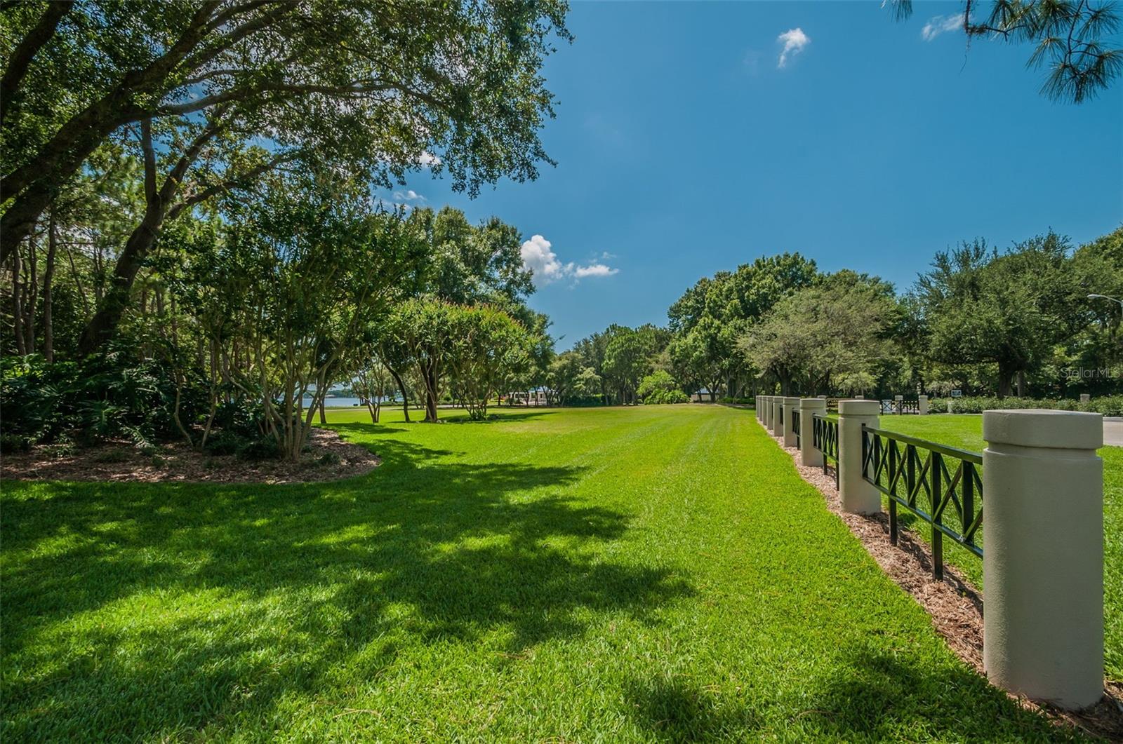 Listing photo id 53 for 4390 Tarpon Lake Boulevard