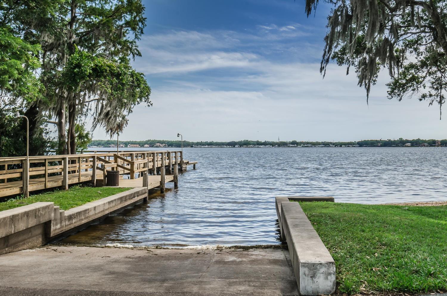 Listing photo id 5 for 4390 Tarpon Lake Boulevard