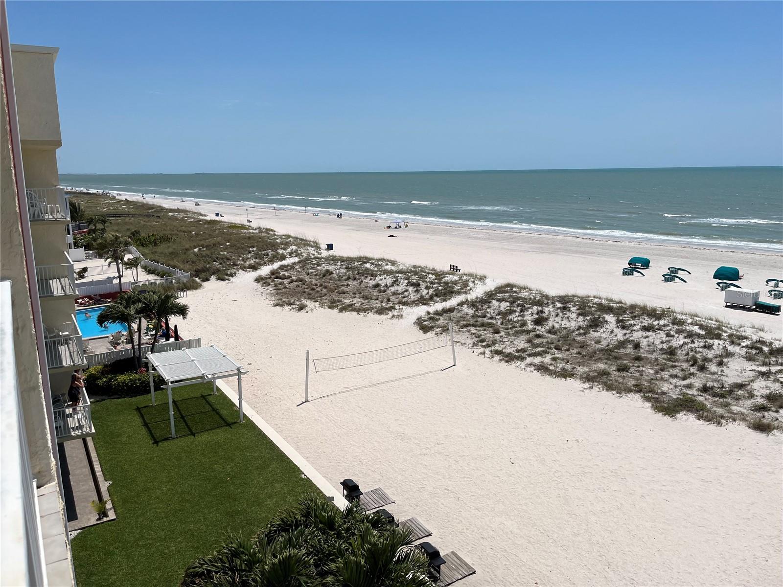 Image 8 of 44 For 9980 Gulf Boulevard 512