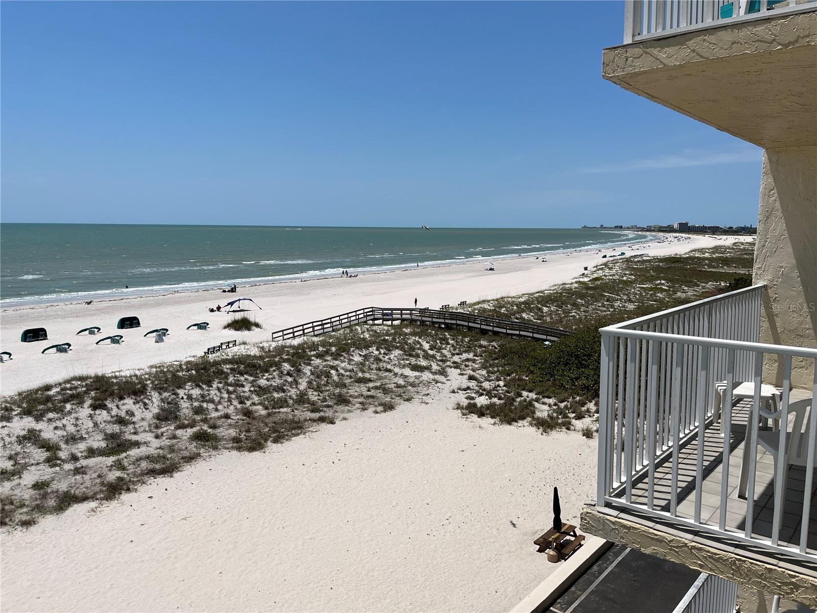 Image 9 of 44 For 9980 Gulf Boulevard 512